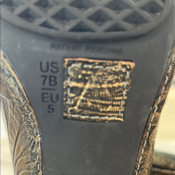 AEROSOLES Black Heels Elegant Comfort - Picture 6 of 6